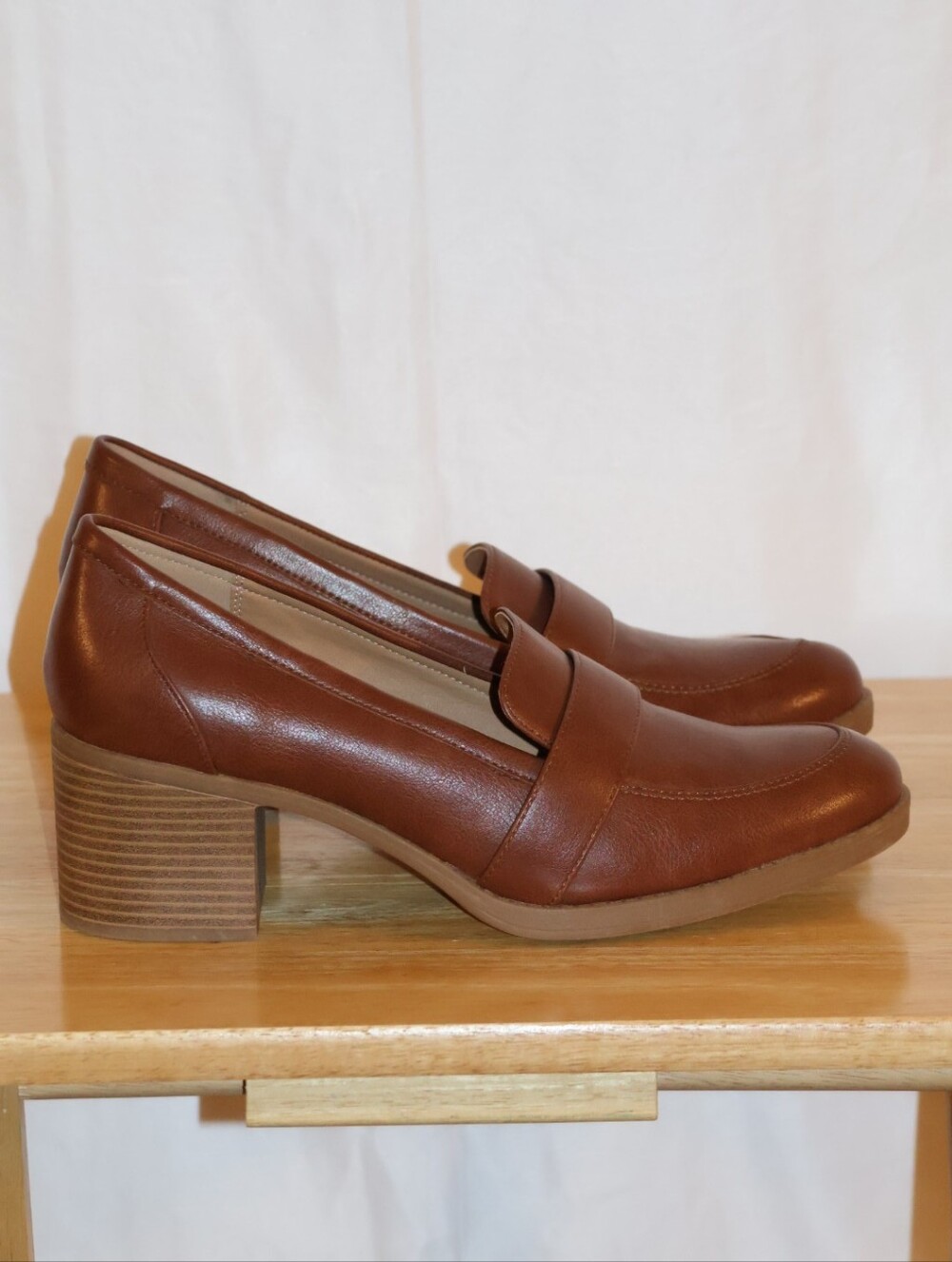 Wonderly Chestnut Brown Leah Faux Leather Block Heel Loafers. 10M